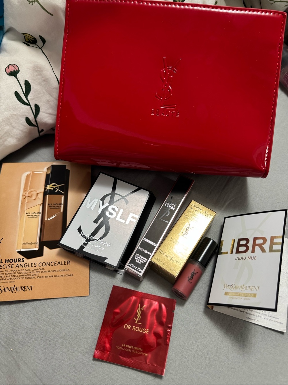 YSL Yves Saint Laurent Black Opium Myslf Libre Blur Primer Make Up Bag Bundle